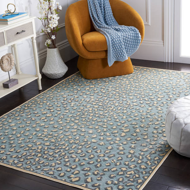 Mercer41 Banerjee Viscose Cream / Spruce Rug & Reviews Wayfair